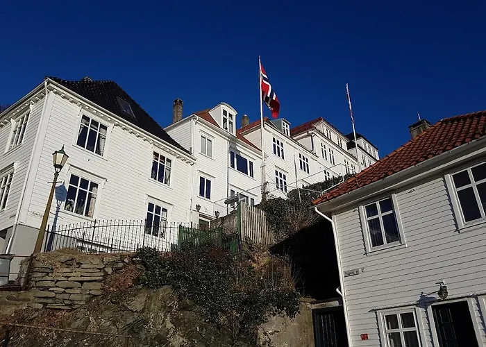 Penthouse With Garden And Amazing View, *