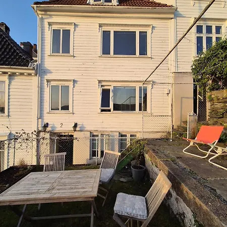 Penthouse With Garden And Amazing View, Appartamento Bergen