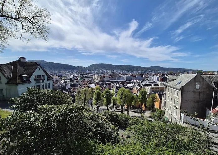 Penthouse With Garden And Amazing View, *