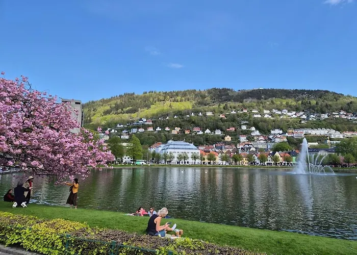 Penthouse With Garden And Amazing View, Apartament *